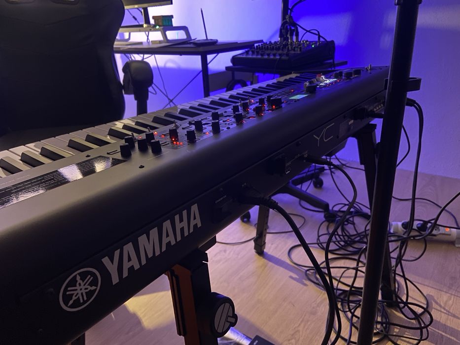 Stage piano Yamaha yc 73