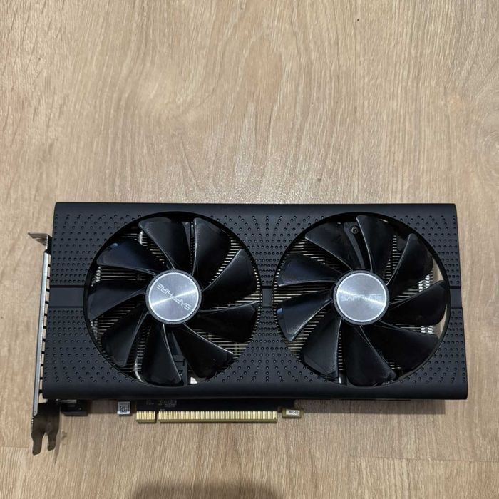 Sapphire Pulse RX 570 8GB avariada / para peças
