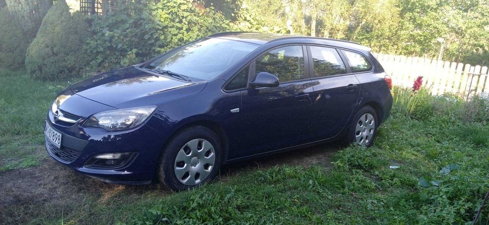 Sprzedam Opel astra J 2013