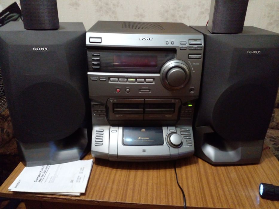 Продам музыкальный центр