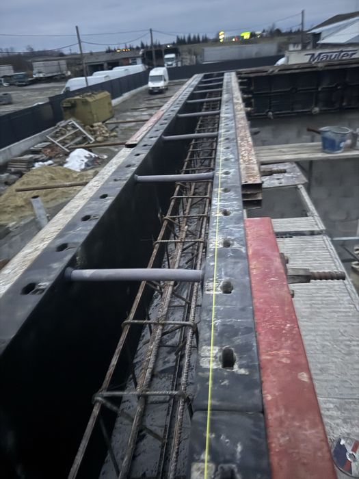 Опалубка дрібнощитова пластикава Geoplast Italia, оренда та продаж