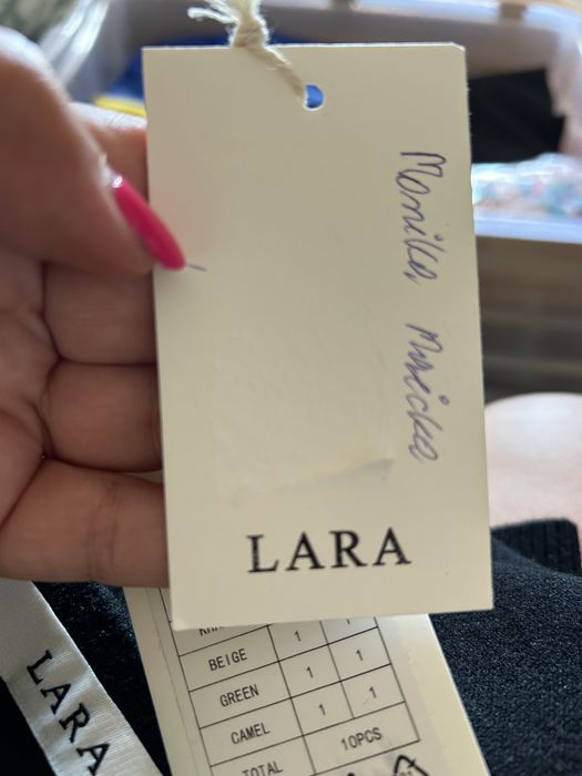 Lara sweter czarny M/L