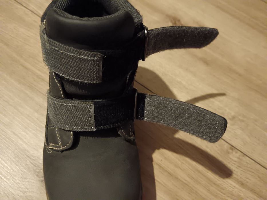Buty chłopięce. R. 27