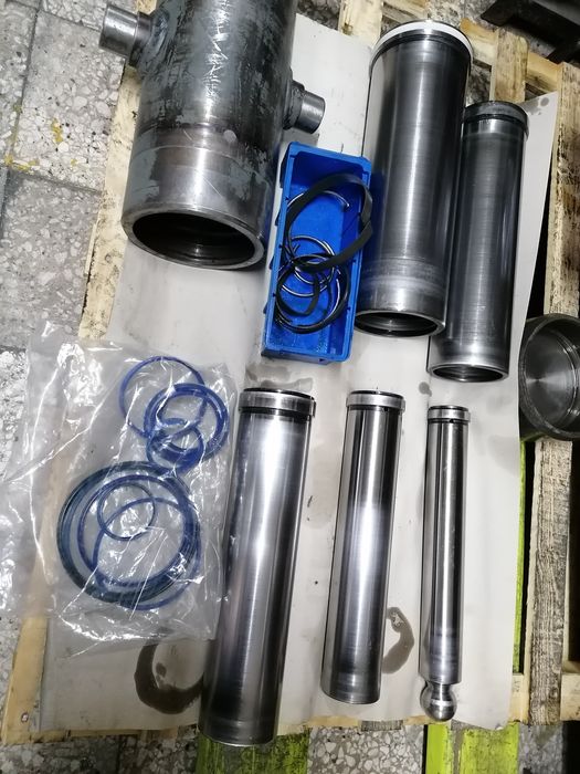 Reparação de Cilindros, Bomba e motores Hidráulicos