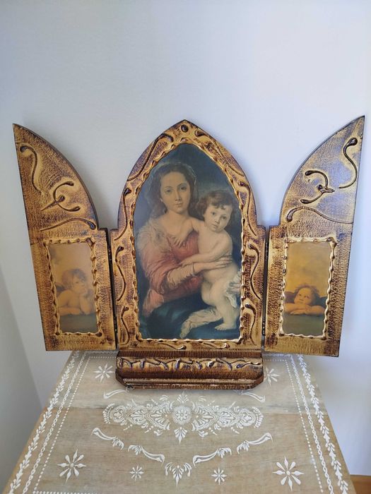 Oratório/Tríptico Religioso em madeira