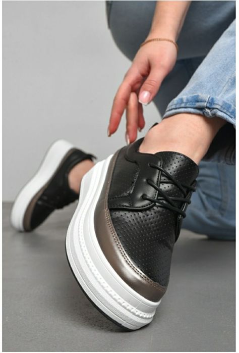 Нові стильні жіночі сліпони 25.5 см