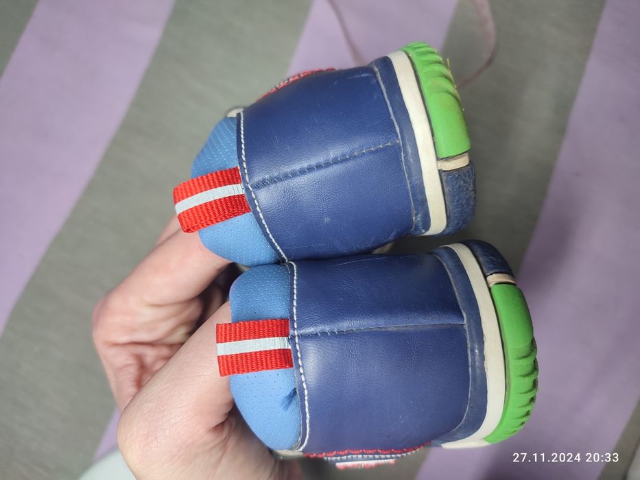 Босоніжки дитячі Світ.т. 25 розмір