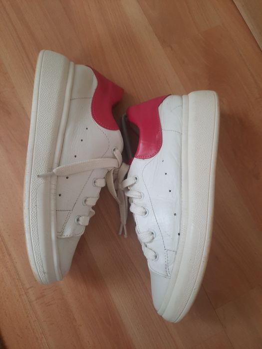 Кросівки жіночі шкіряні Design