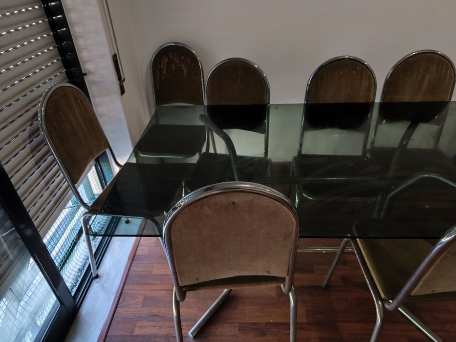 Vendo mesa em vidro