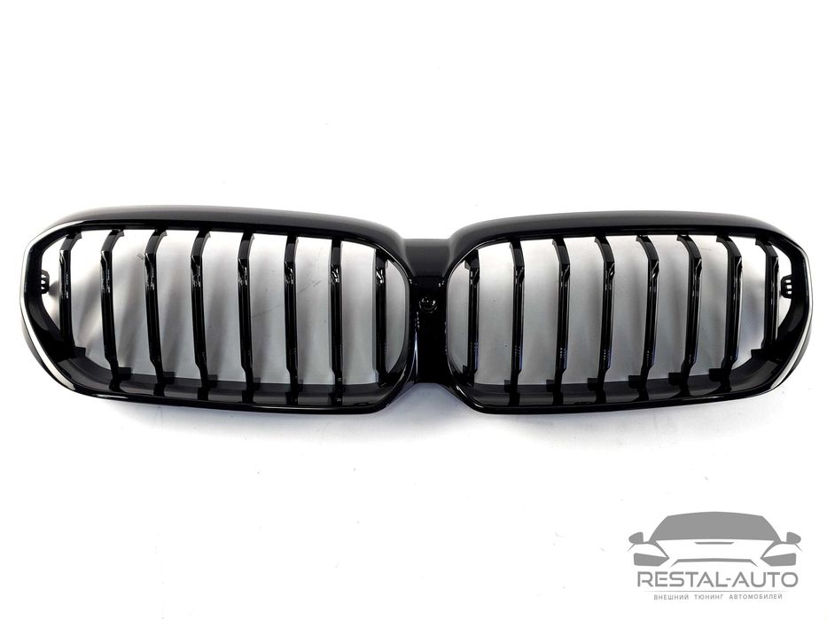 Ноздри На BMW 5 Series G30 2020-2022 года Черні Глянцеві