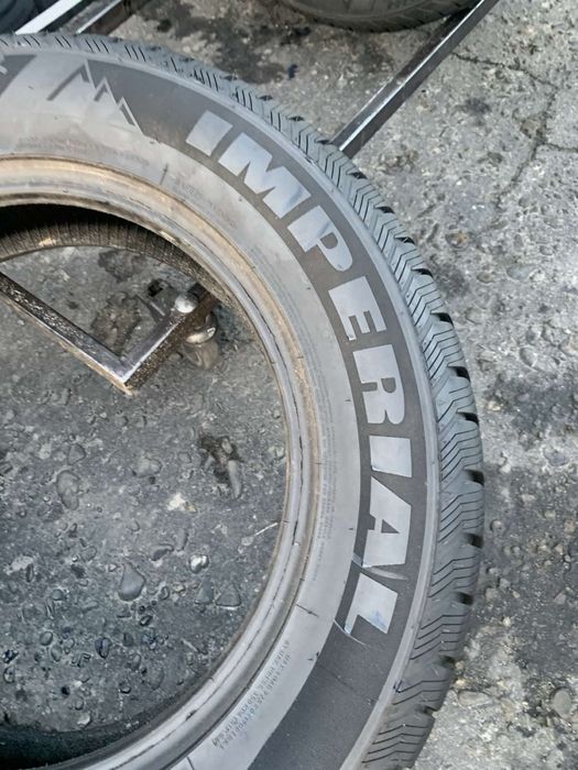 Шини  215/65 R17 Imperial демо зима 8мм.