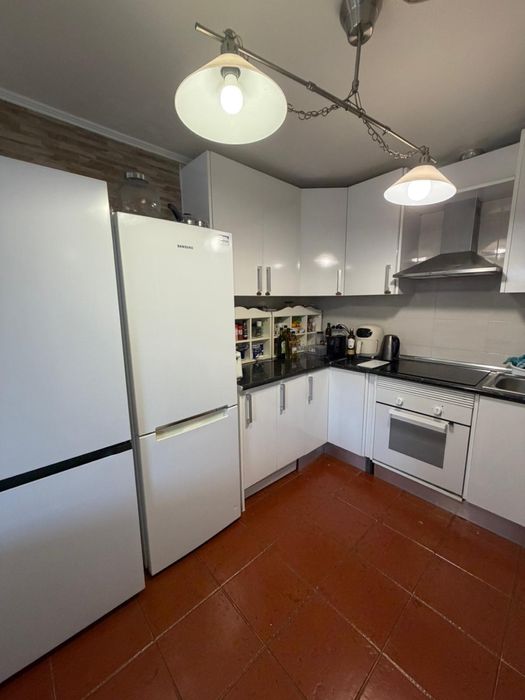 Arrenda-se quarto Estoril/Cascais