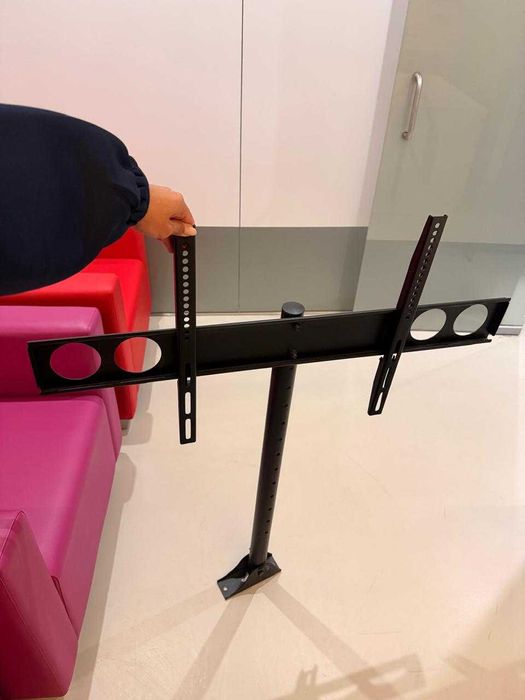 Suporte de TV para teto/ chão