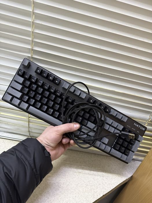 Клавиатура Hator Starfall Rainbow  (HTK-608-BGB)