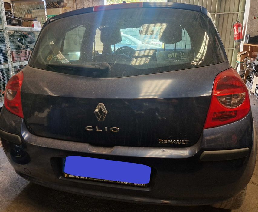 Renault Clio para peças