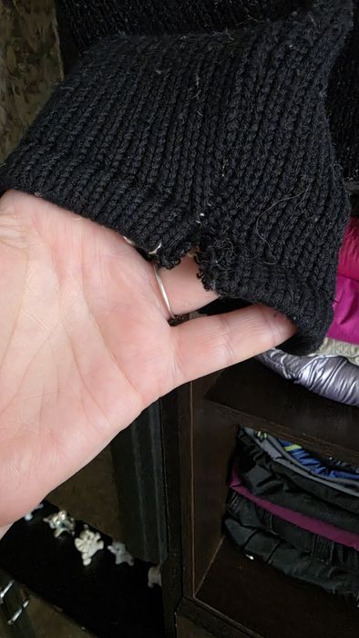 Sweter z kapturem S.