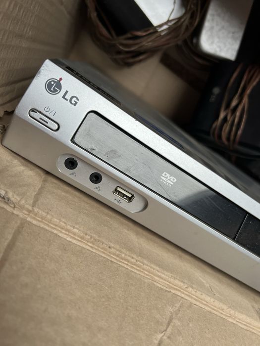 Домашній кінотеатр LG