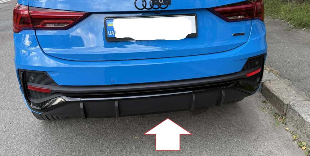задній спойлер Audi Q3 F3 (83F807521B9B9) ідеальний стан