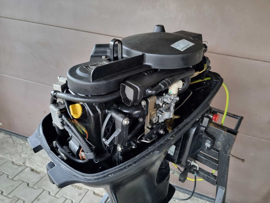 Mercury 25 KM bigfoot uciągowy silnik zaburtowy , manetka