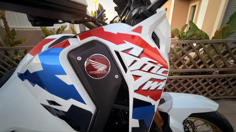 Africa twin 1100 completamente nova caixa manual