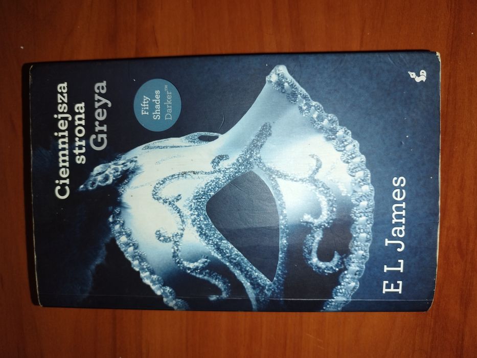 Książka ciemniejsza strona greya