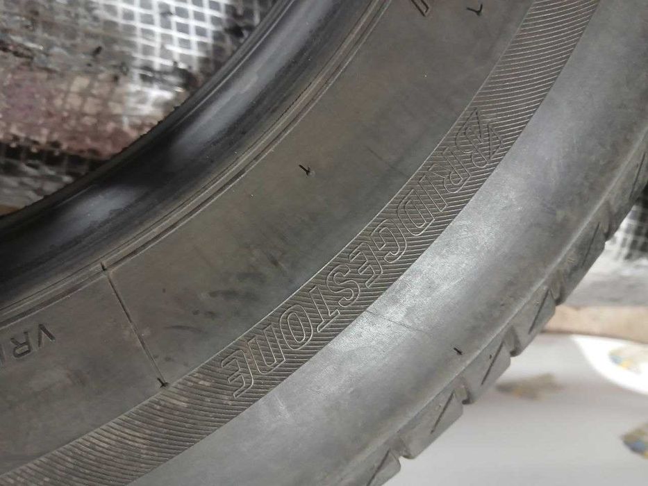 *Шини Bridgestone 215/65R17. 2шт. Літо (0372). 2024 рік