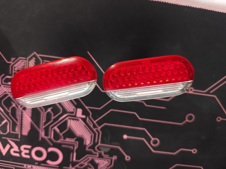 Światła do drzwi Golf 4