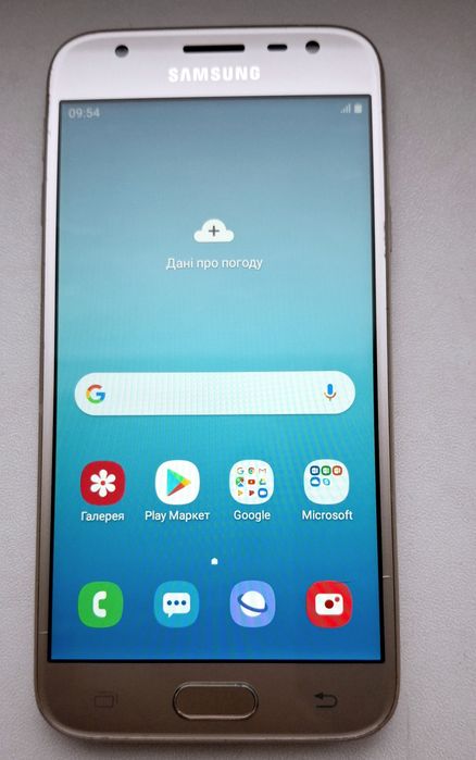 Телефон Samsung Galaxy J3 2017 золотавого кольору
