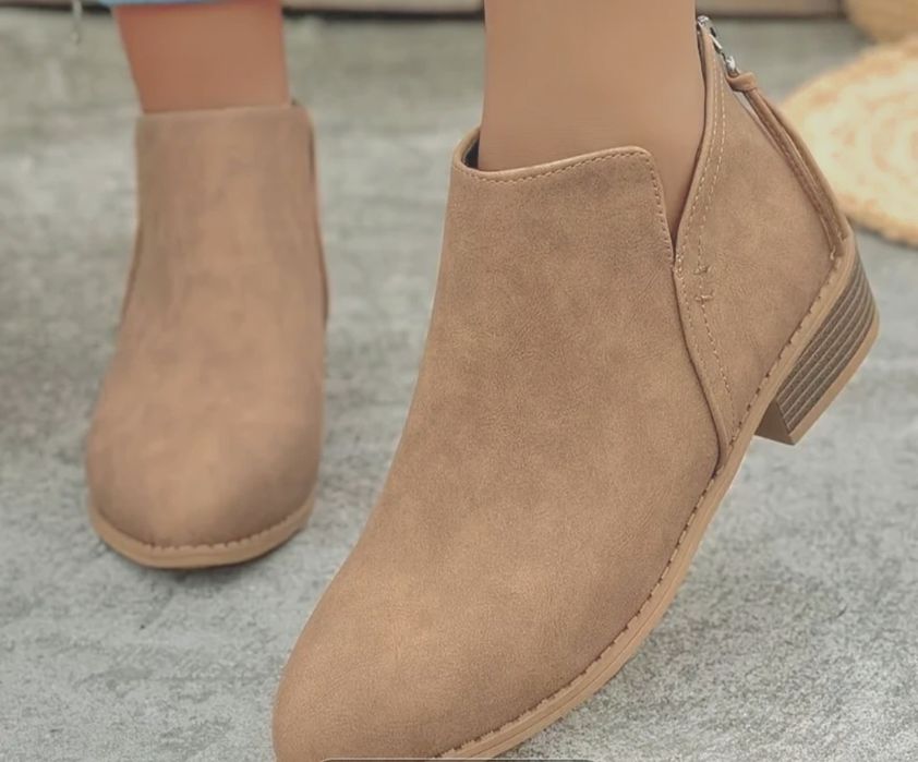 Nowe , brązowe botki damskie