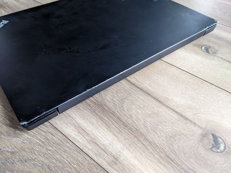Ноутбук 15" ThinkPad Lenovo E580 i5 7200u/4gb/1tb