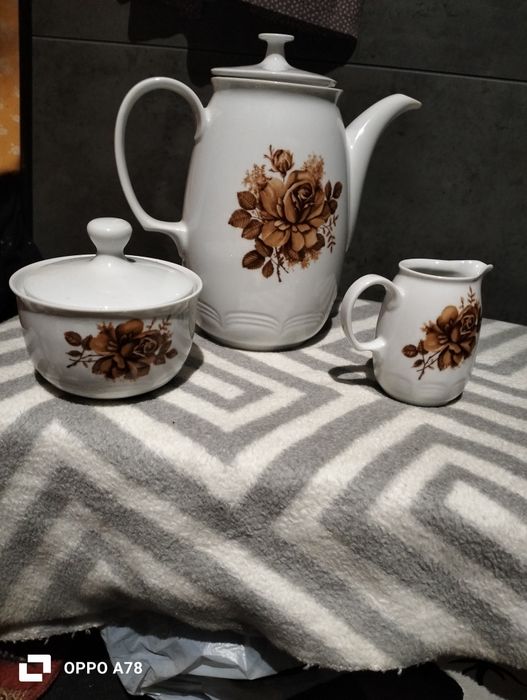 Zestaw porcelanowy
