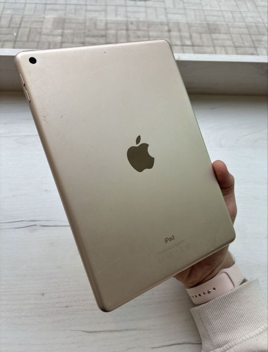 Ipad 5 Gold, екран без жодної царапинки
