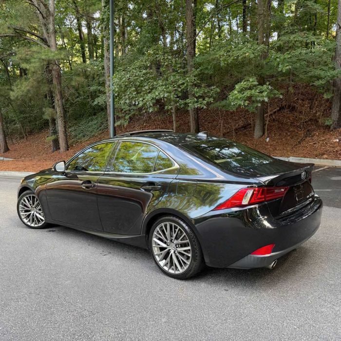 Lexus IS 300      2016
