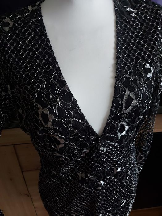 Sukienka koronkowa czarno srebrna wieczorowa sylwestrowa