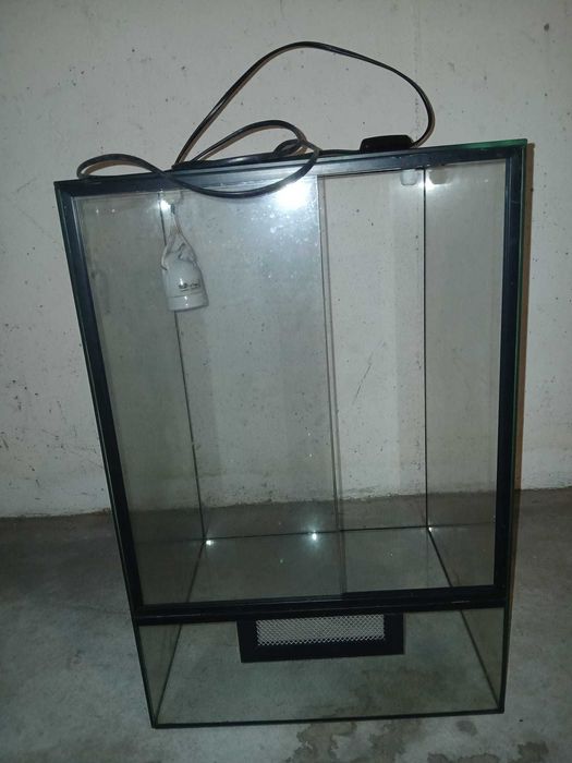 Terrário / Reptilário Exo Terra vertical