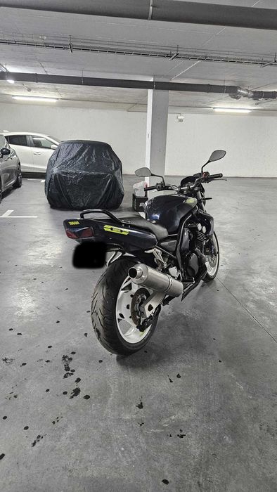 Yamaha Fazer 600 (FZS) Naked — 1999 — Apenas 17.000 km | 100% Legalizada