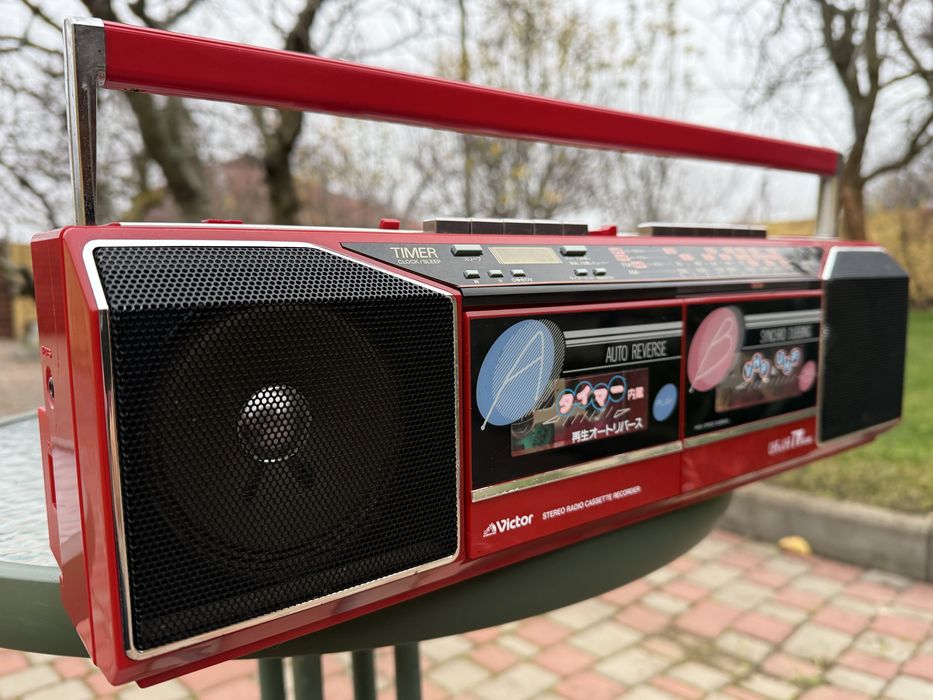 Продам магнитолу Victor RC-WU66