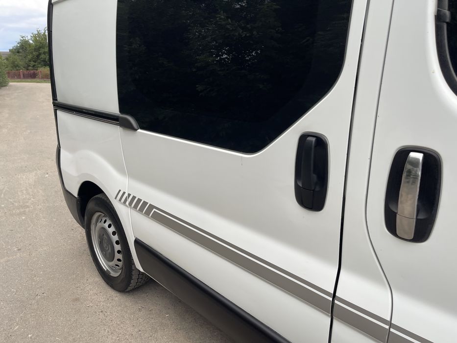 Продам Opel Vivaro