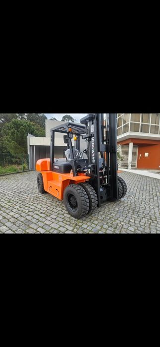 Empilhador diesel novo 7.000 Kg