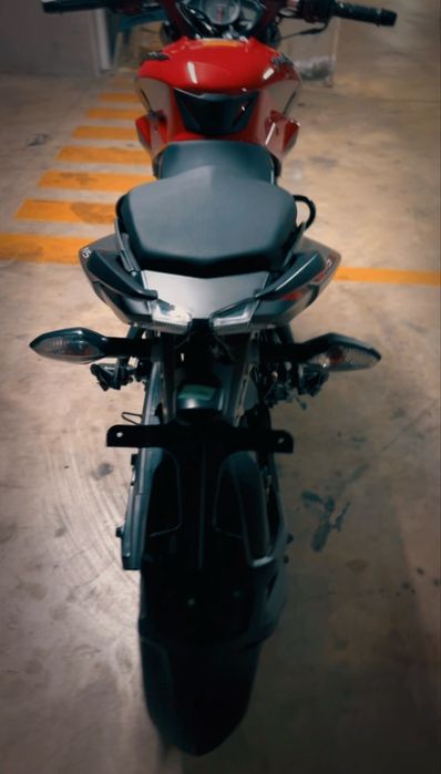 Moto Pulsar NS 200 ABS nova