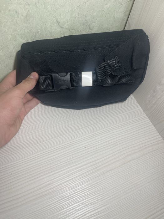 Сумка бананка eastpak