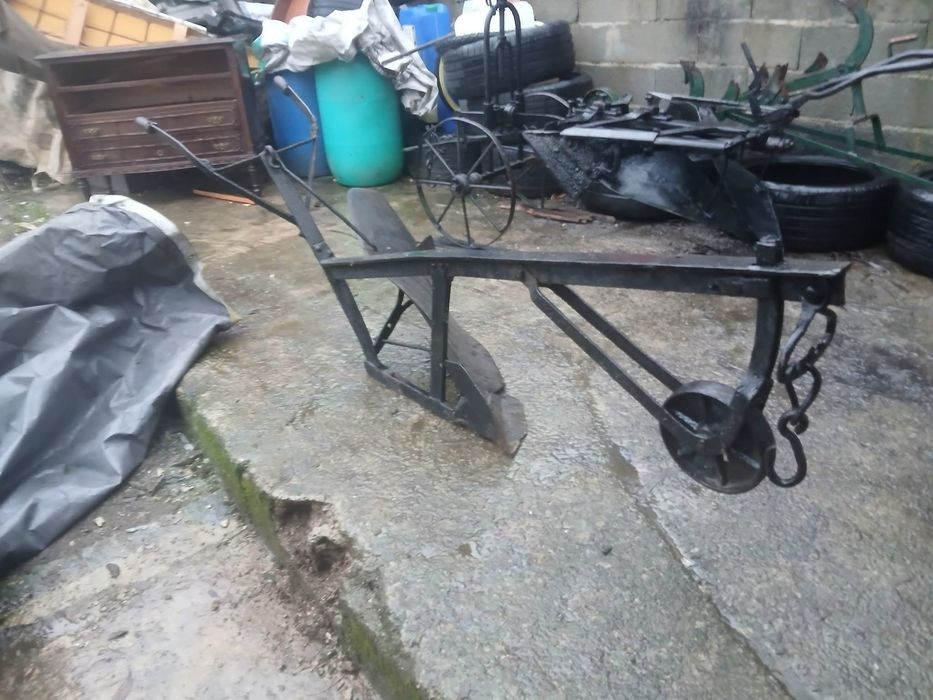 sachadora ou cultivador manual