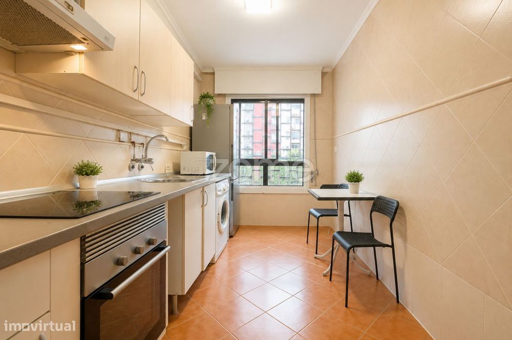 Apartamento T2 em Zona Central de Miratejo, Seixal