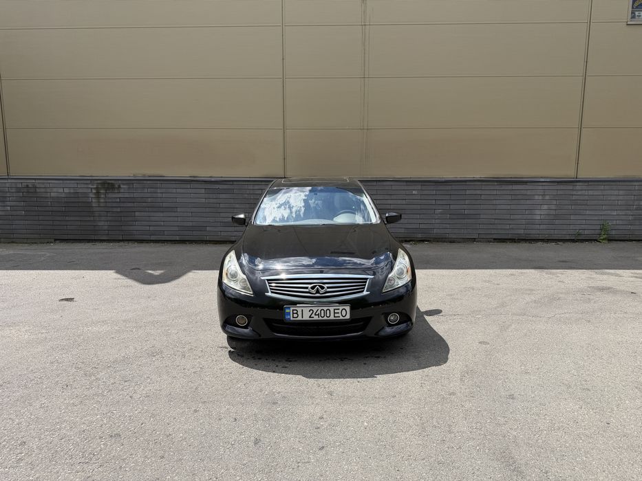 Infinity G25 2011 2.5 газ бензин