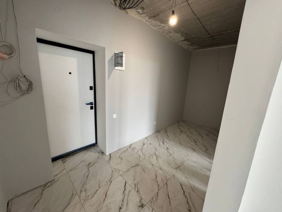 Продаж квартири з частковим ремонтом ЖК Сусіди Винники