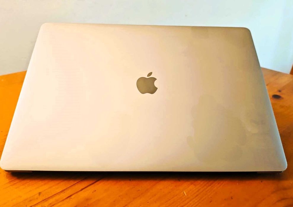 MacBook Pro 16.1 (i9 Octa-Core - Touch Bar), 32/512 GB (Jan 2021)64737826938243123