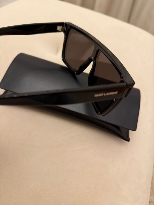 Saint Laurent Paris SL 607