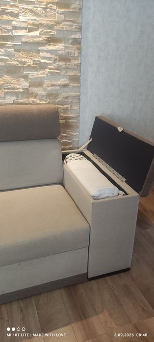 Sofa z zagłówkami.Sprzedam sofę używaną
