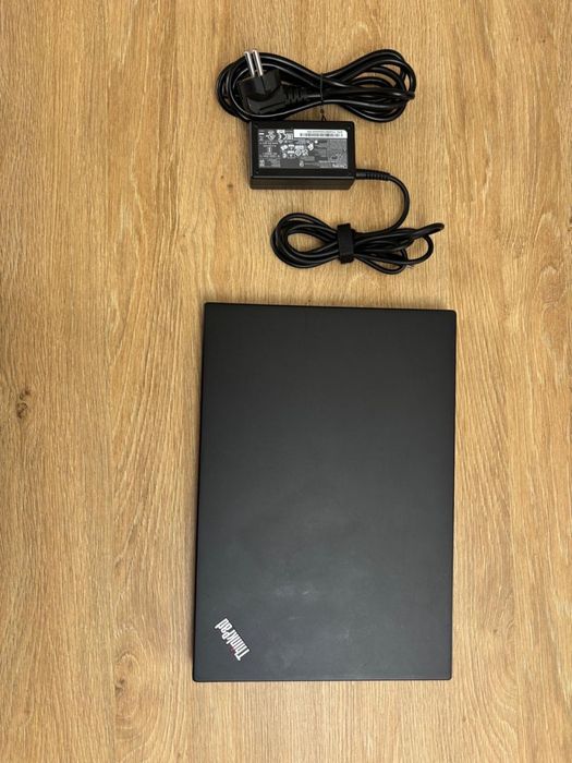 Lenovo ThinkPad X13 – i5 / 16 GB RAM / 256 GB SSD