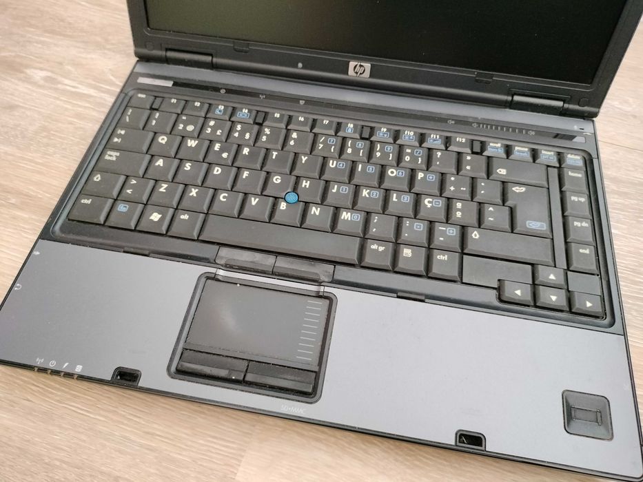 Vendo PC HP com Carregador